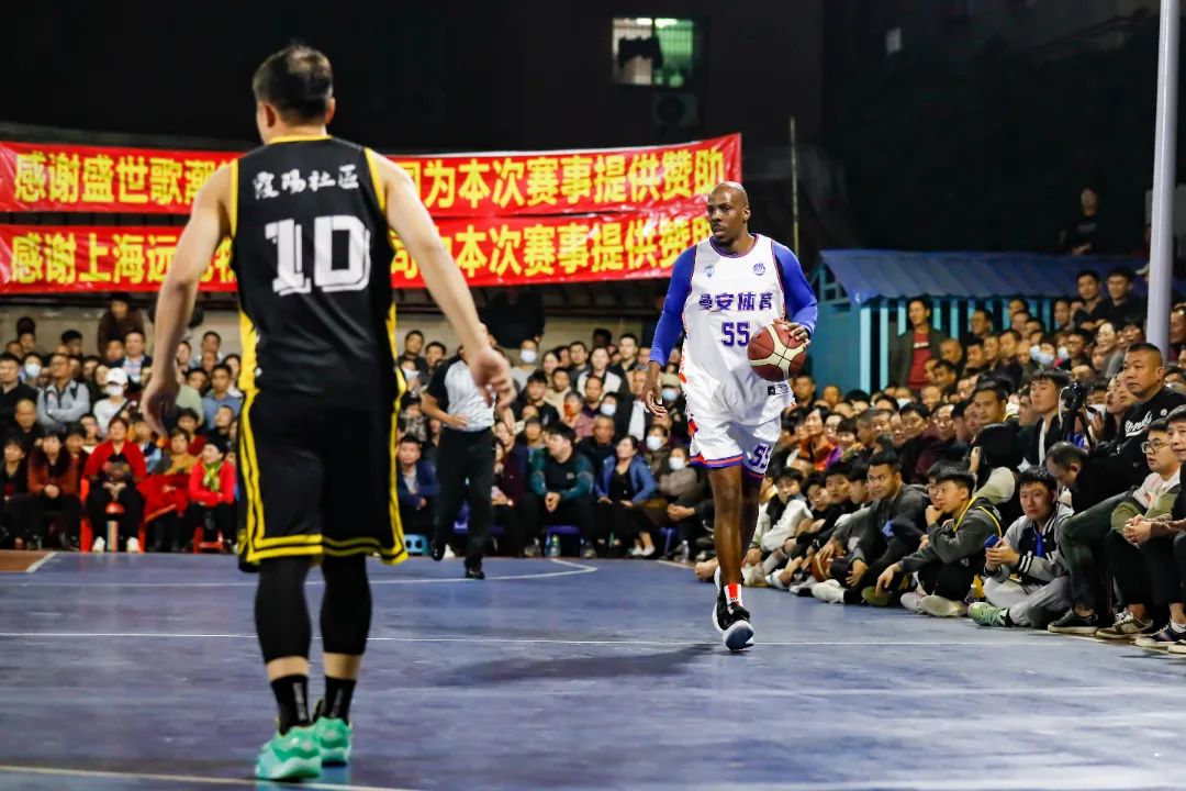 成为焦点他