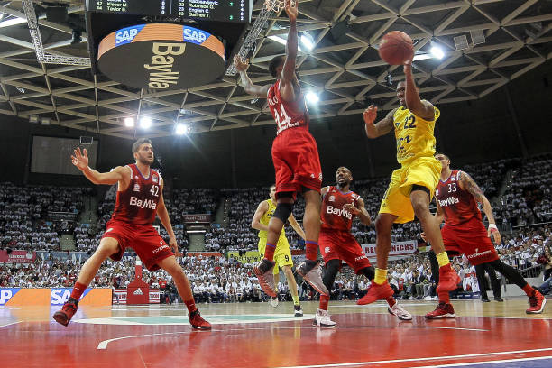 又让向前的 又让向前的